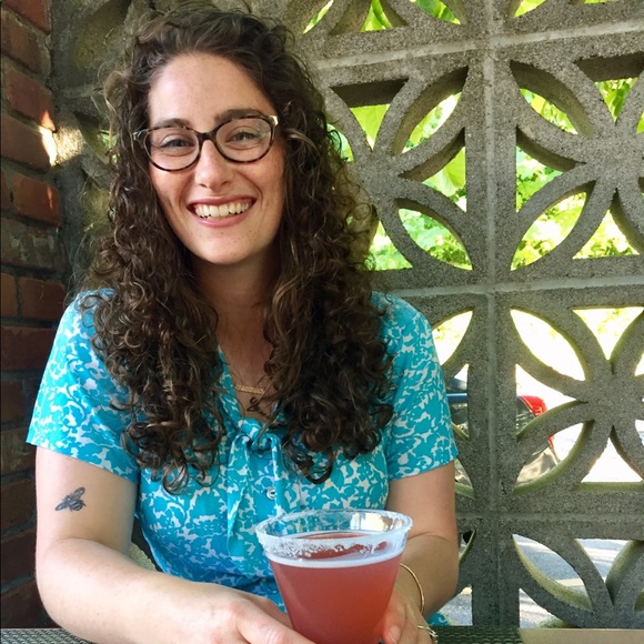 Meet your Posher, Marissa - Picture 3 of 3